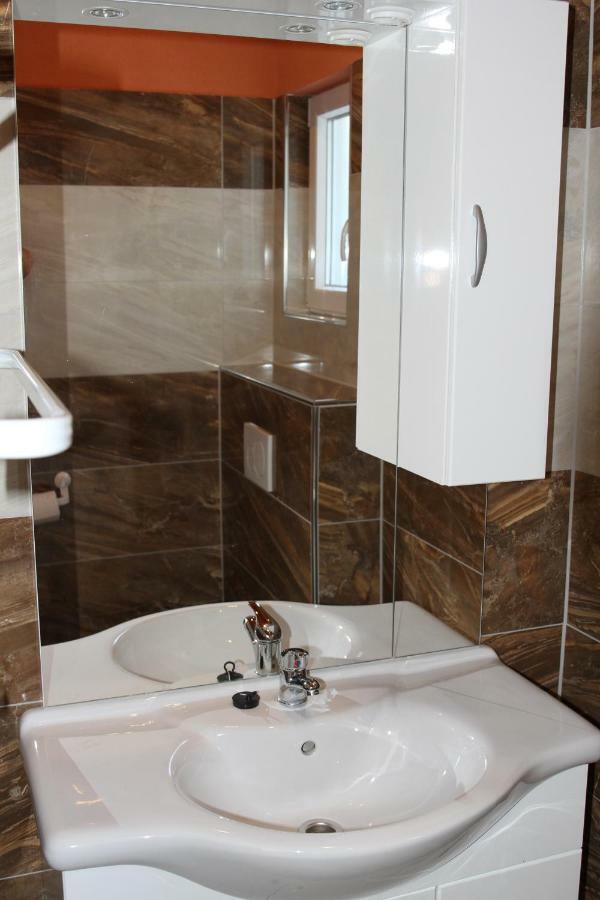 Apartmani Subasic Pag Town Extérieur photo