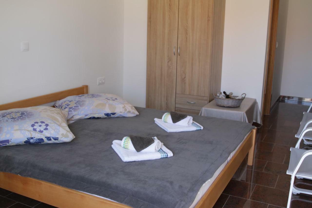 Apartmani Subasic Pag Town Extérieur photo